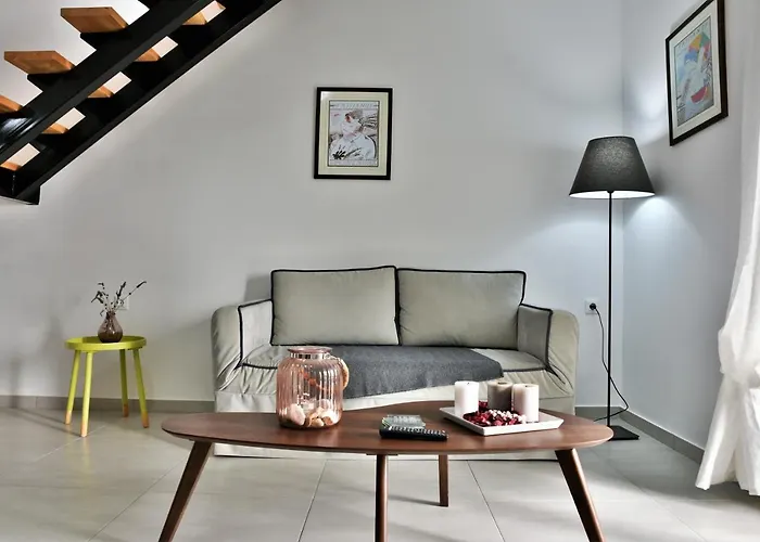 墨西拿地平线酒店 *