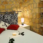 Messinian Horizons Apartmán