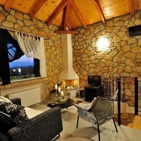Messinian Horizons Apartment *