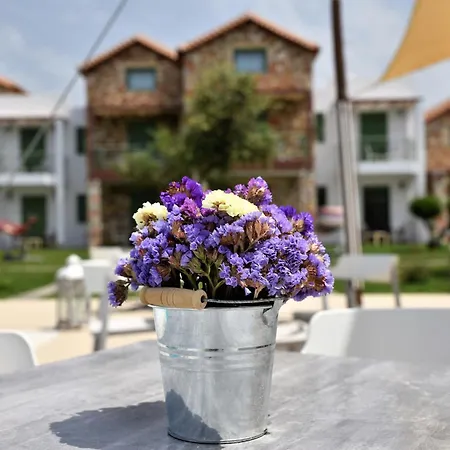 Messinian Horizons Apartman *