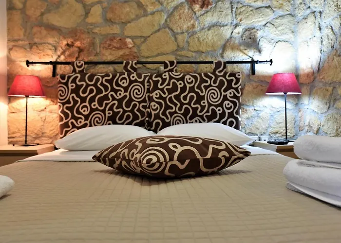 Messinian Horizons * Marathópoli